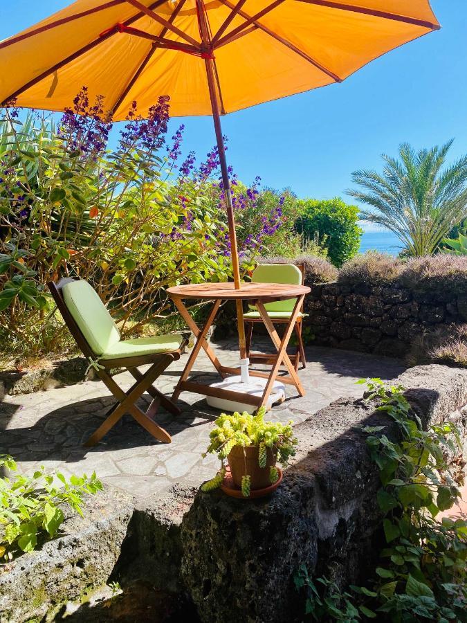 Quinta Perpetua, Casa Flores Santa Cruz da Graciosa